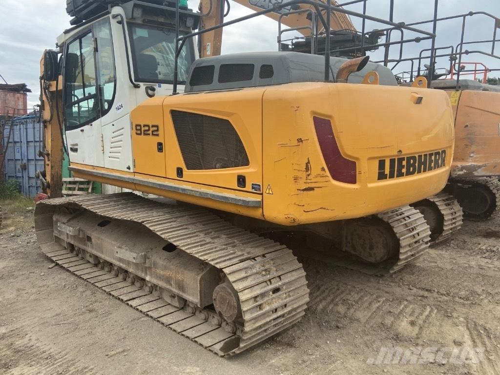 Liebherr R 922 Kāpurķēžu ekskavatori