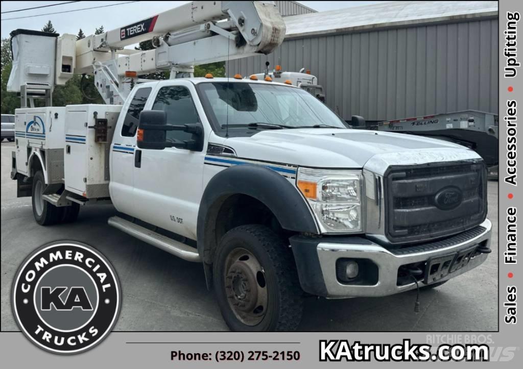 Ford F 550 XLT SD Pacēlāji uz automašīnas bāzes