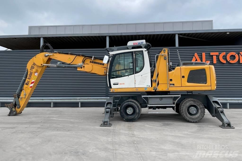 Liebherr LH 24 Ekskavatori uz riteņiem