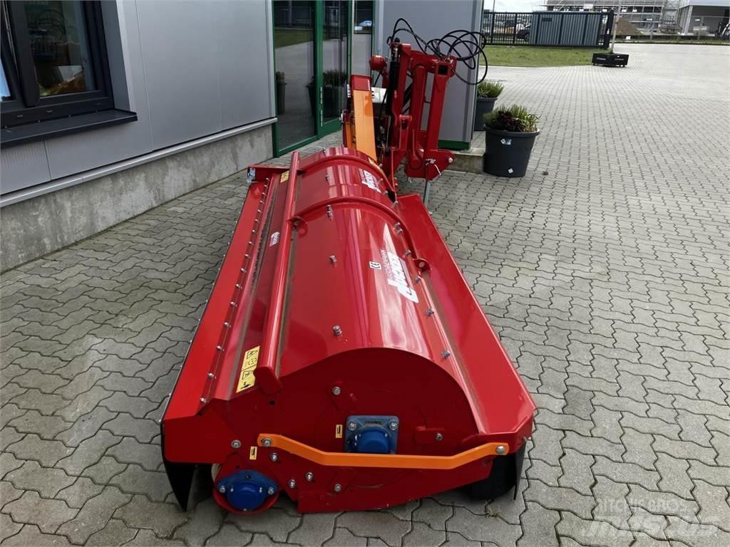 Dücker USM-26 VR4 Pļaujmašīnas/pašgājēji