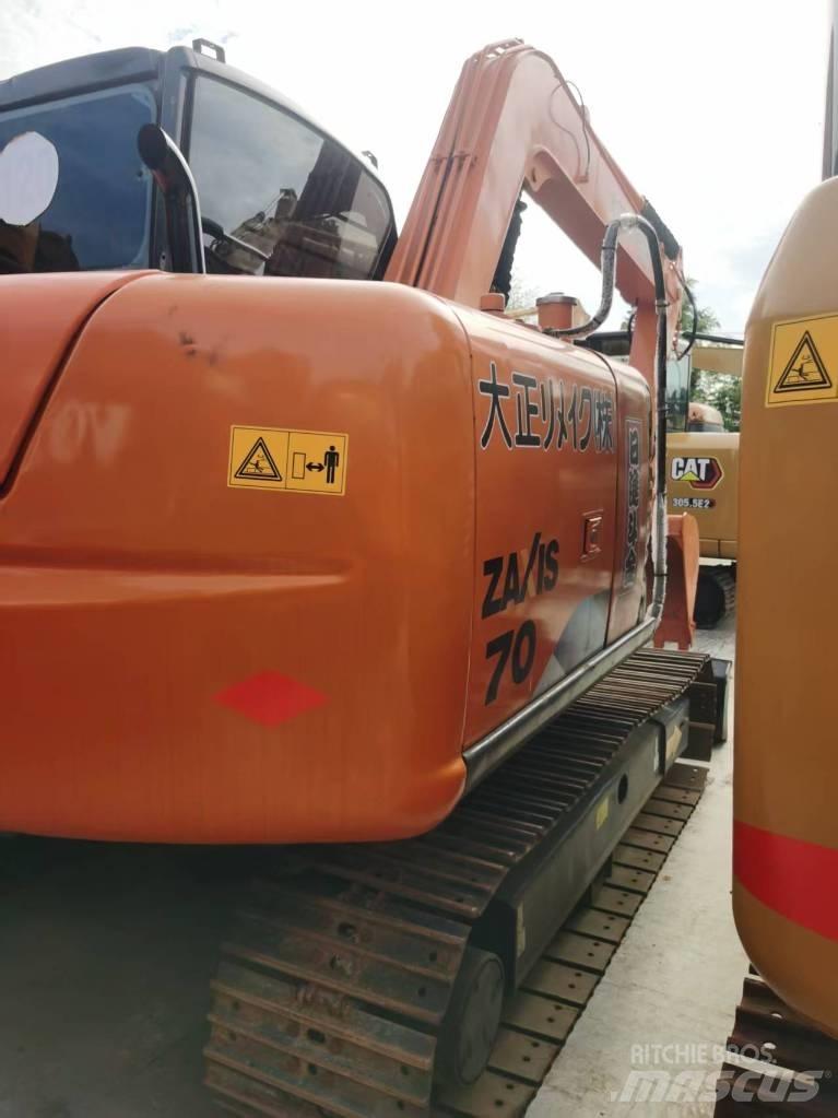 Hitachi ZX 70 Vidēja lieluma ekskavatori 7 t - 12 t