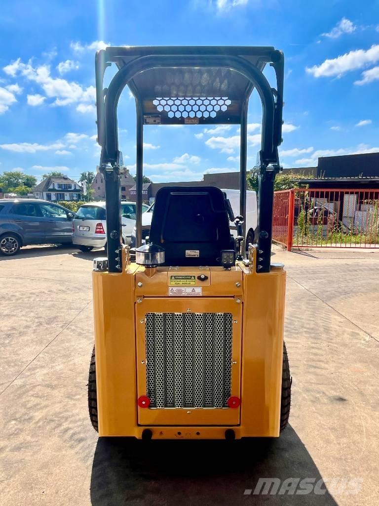 Knikmops KM 130 TELE Teleskopiskie riteņu iekrāvēji