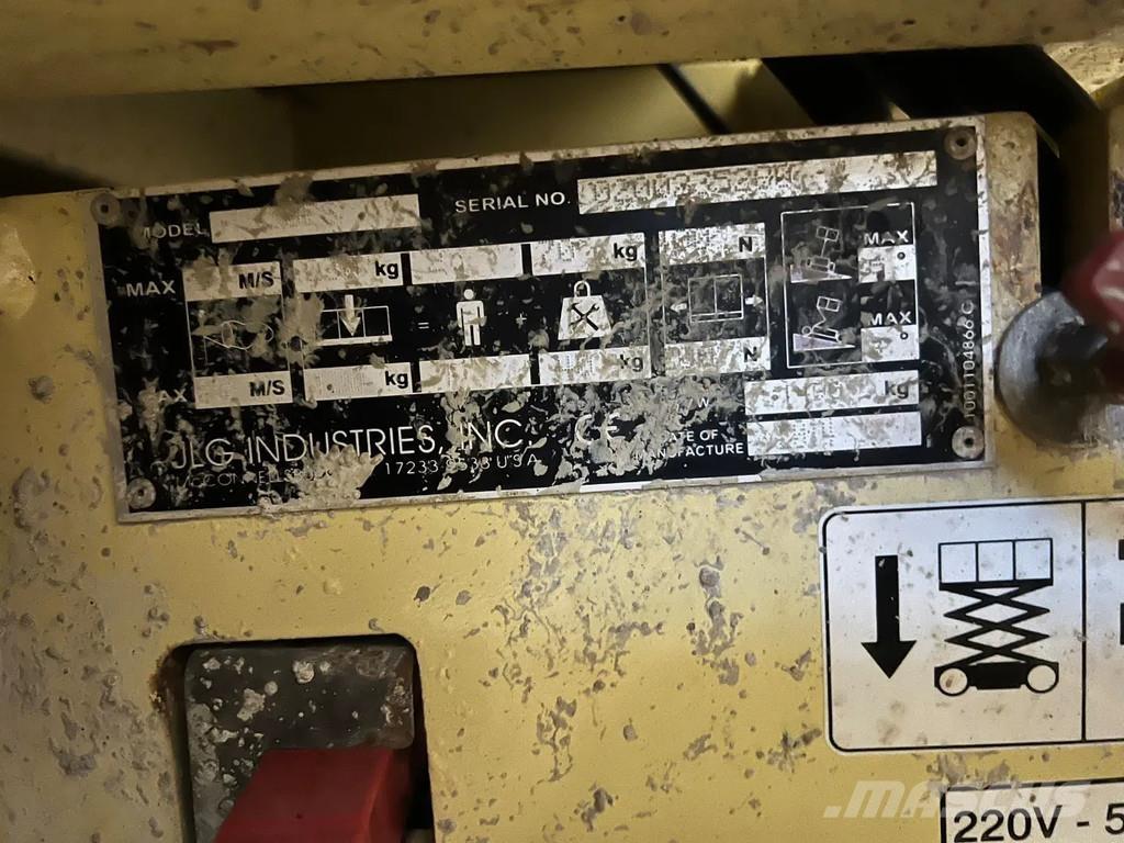 JLG 1930 ES Šķerveida pacēlāji