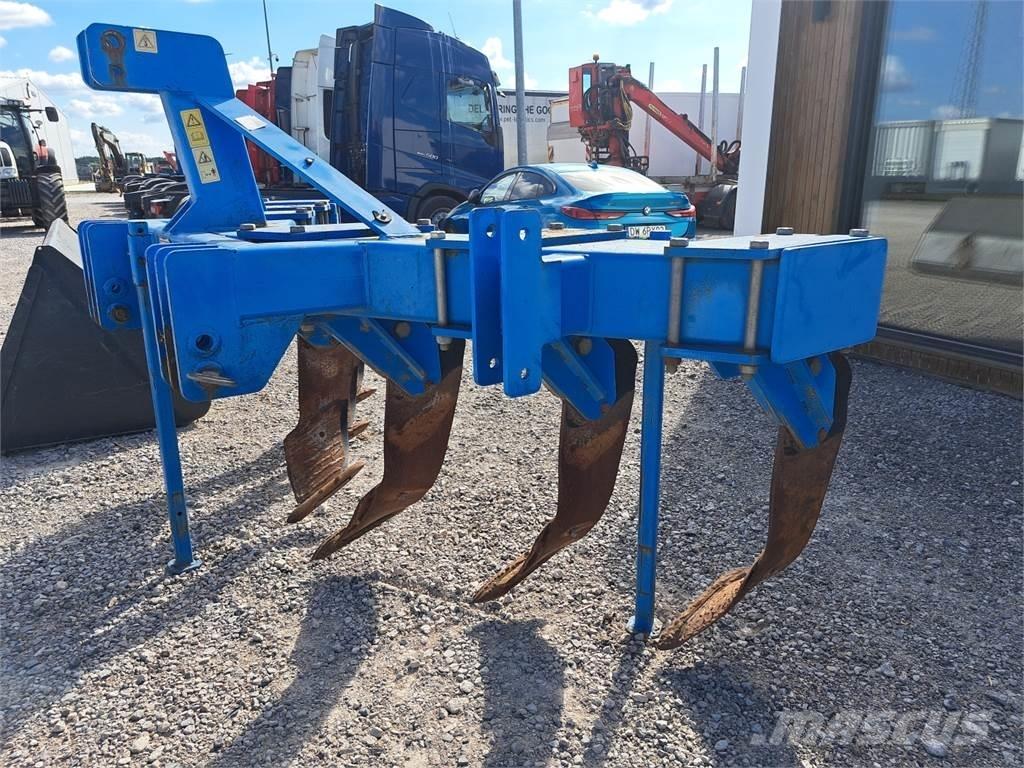 Mandam MGV6 3000 Grābekļi un siena ārdītāji