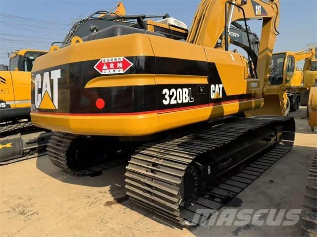 CAT 320 B L Kāpurķēžu ekskavatori