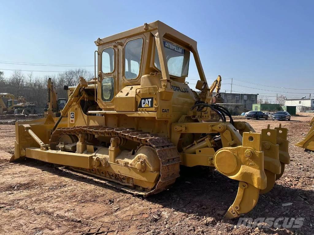 CAT D 8 K Kāpurķēžu buldozeri