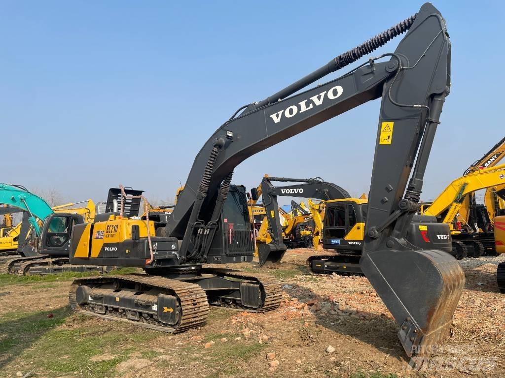 Volvo EC 210 Kāpurķēžu ekskavatori
