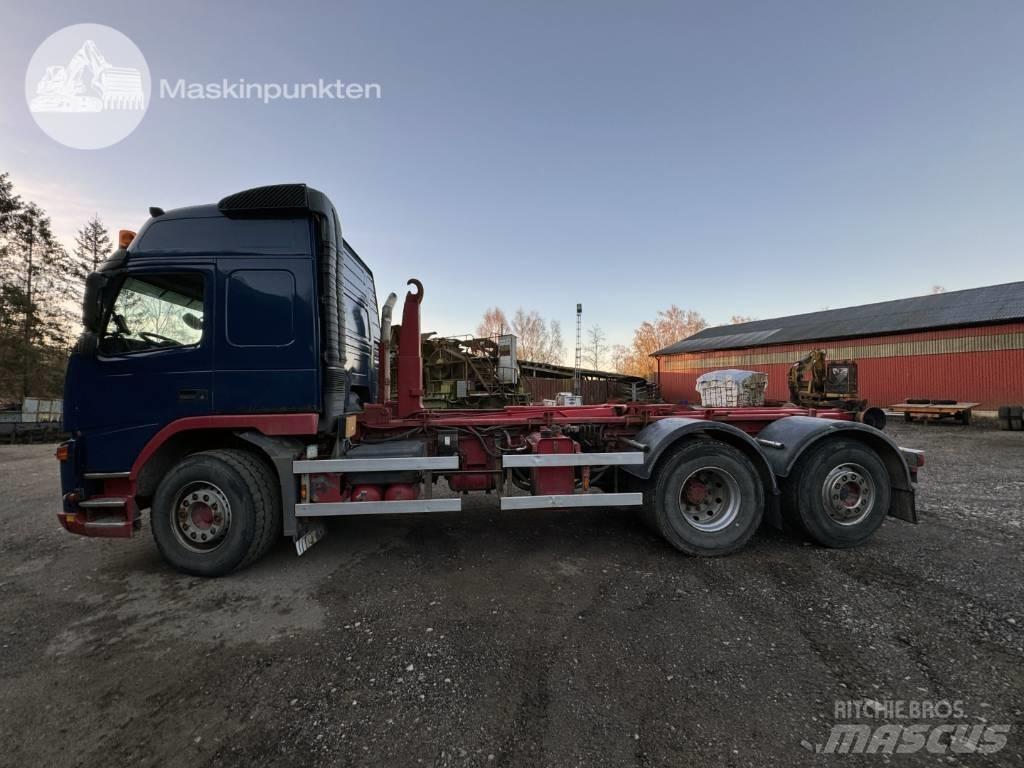 Volvo FM 440 Treileri ar āķi