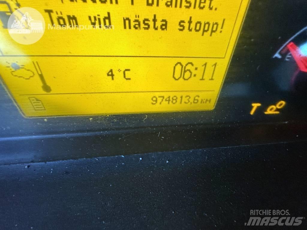 Volvo FM 440 Treileri ar āķi