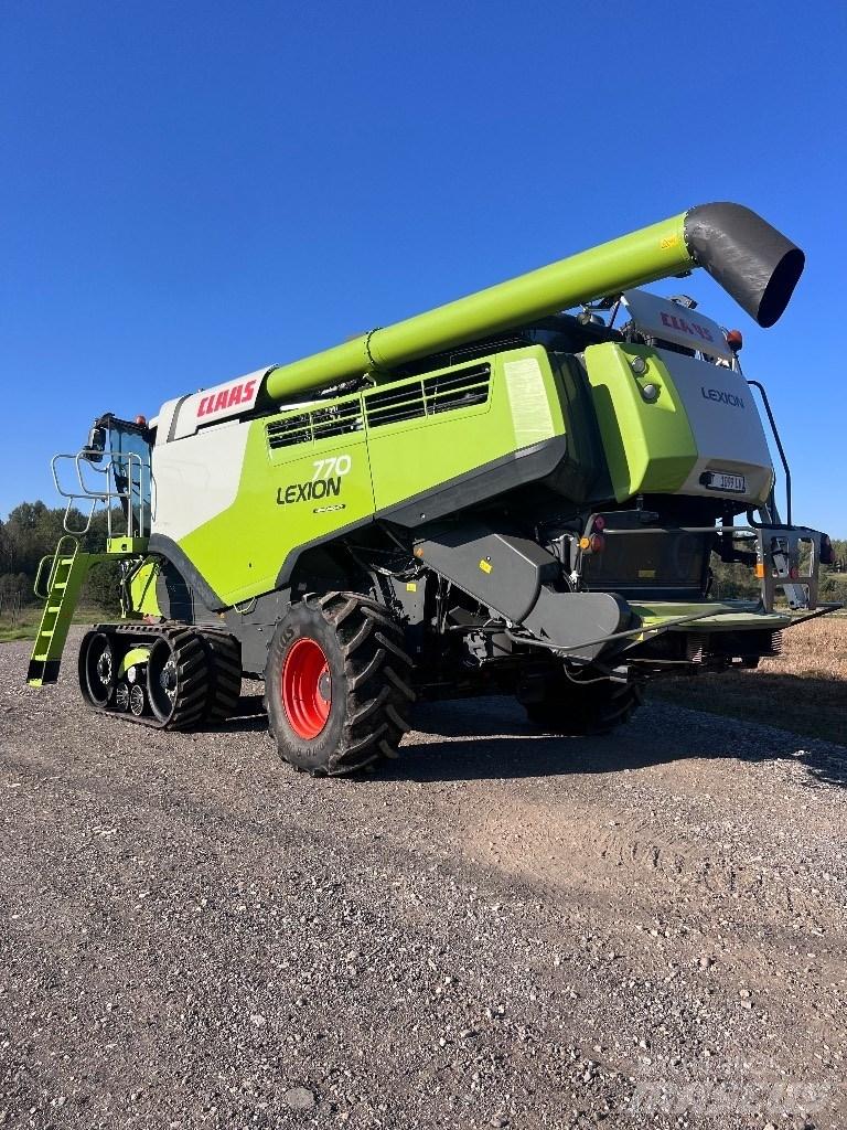 CLAAS Lexion 770 TT Ražas novākšanas kombaini