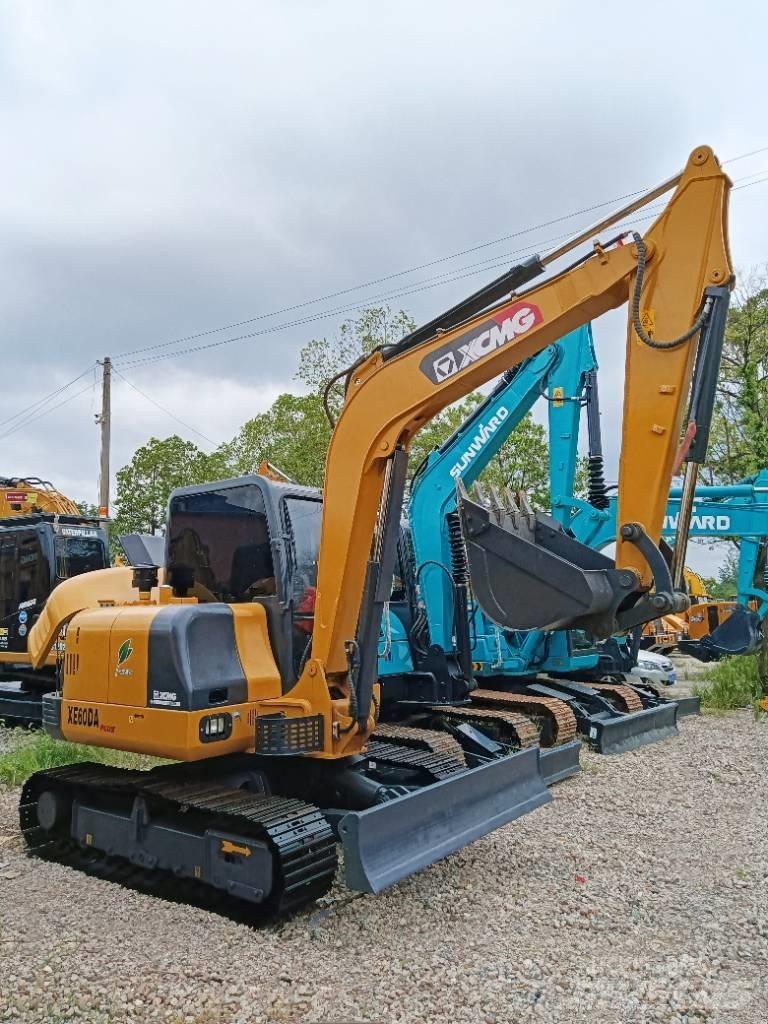 XCMG XE 60 DA Mini ekskavatori < 7 t