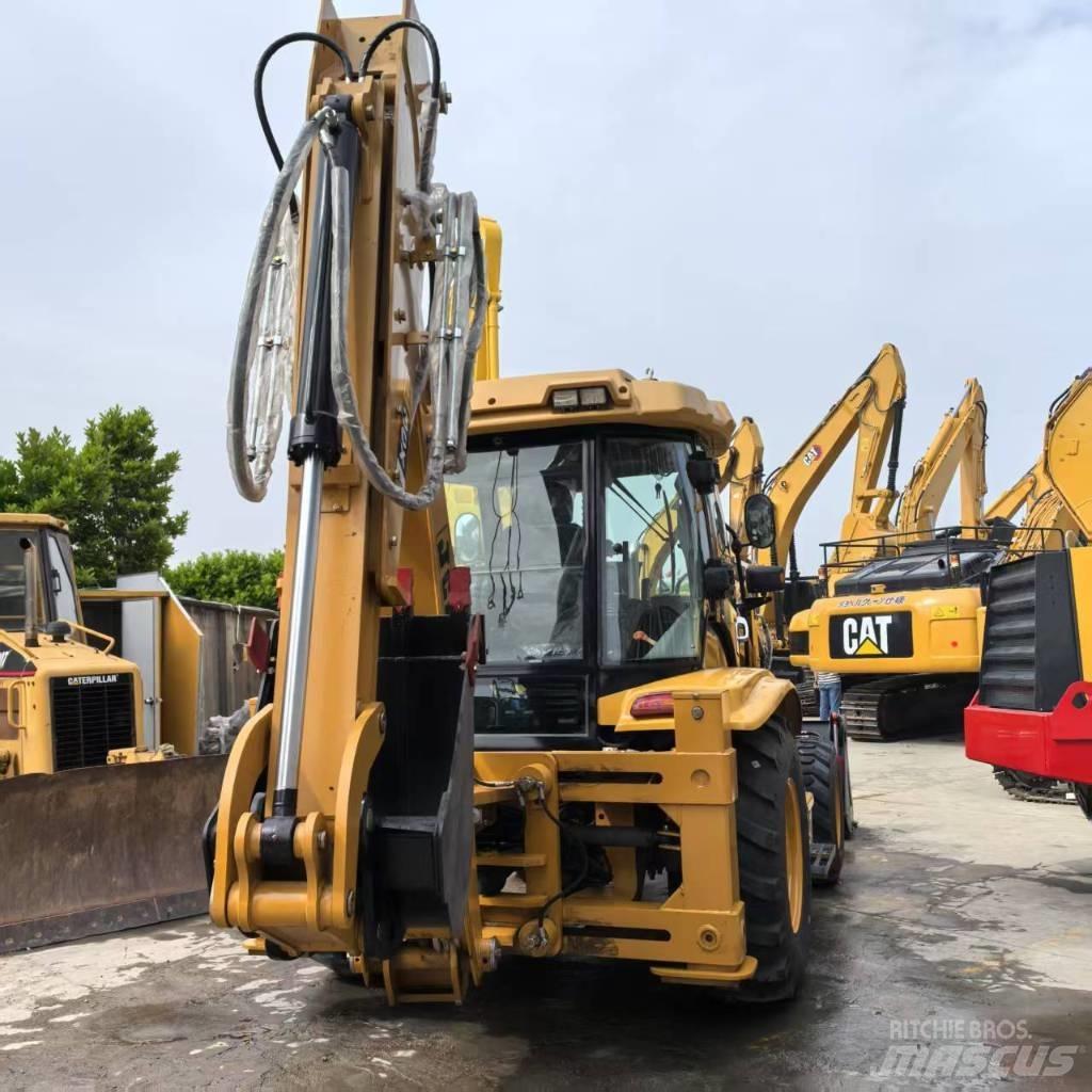 JCB 3 CX Ekskavatori-iekrāvēji