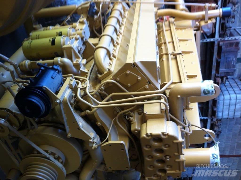 CAT 773 Dzinēji