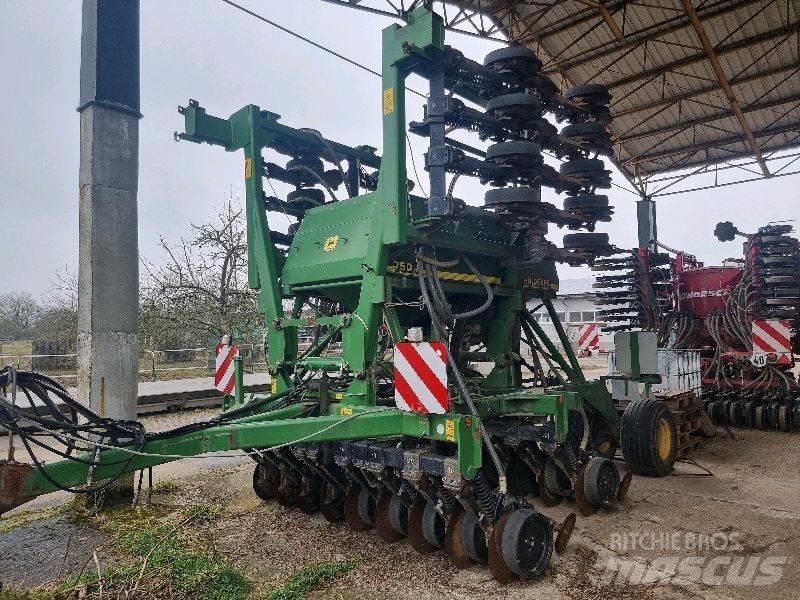 John Deere 750A Lauksaimniecība- Citi