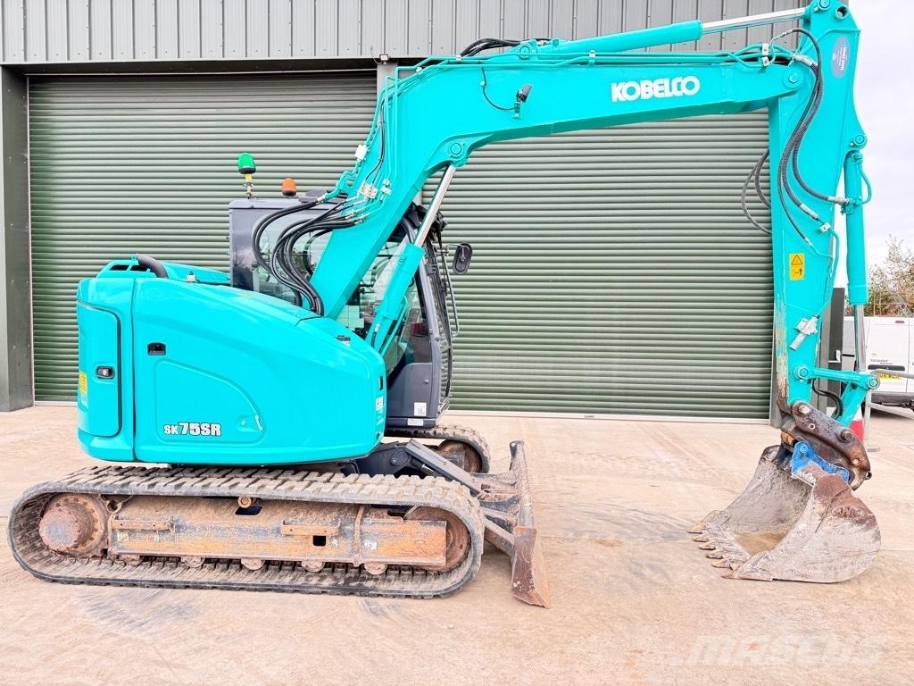 Kobelco SK75SR-7 Vidēja lieluma ekskavatori 7 t - 12 t