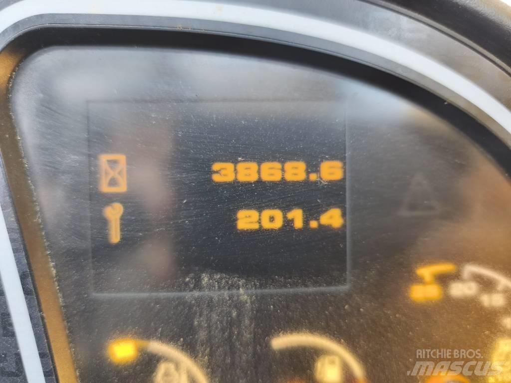 JCB 540-140 Teleskopiskie manipulatori