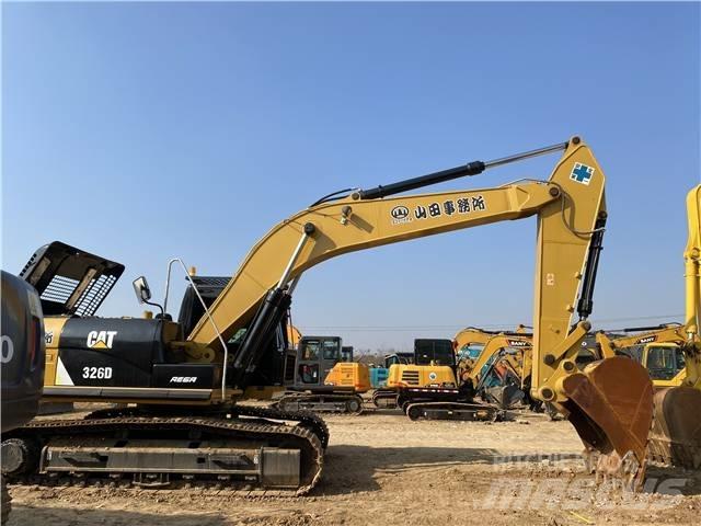 CAT 326D Kāpurķēžu ekskavatori