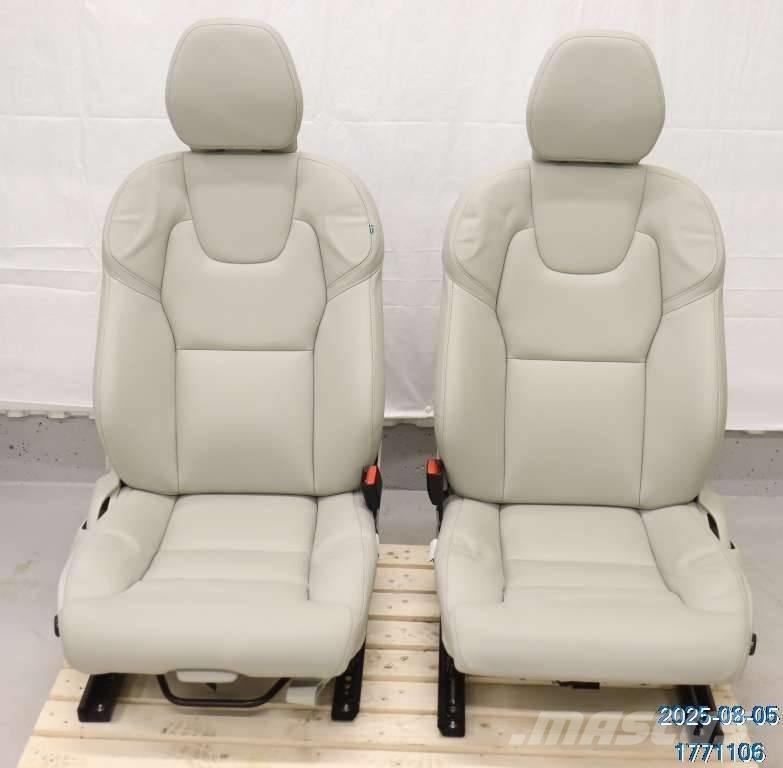 Volvo XC 60 Kabīnes un interjers