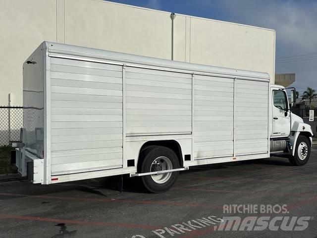 Hino 338 Dzērienu piegāds kravas mašīnas