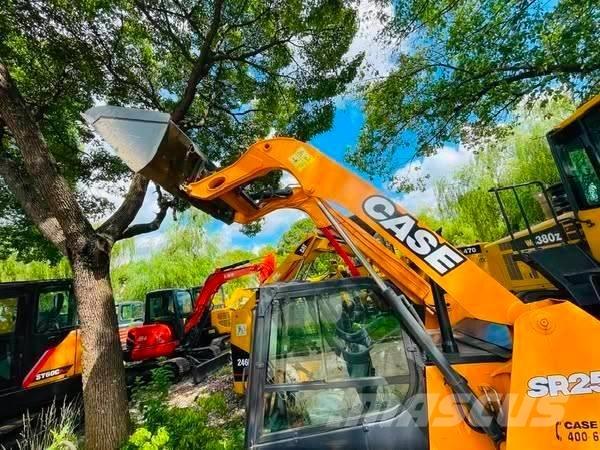 CASE SR 250 Lietoti riteņu kompaktiekrāvēji