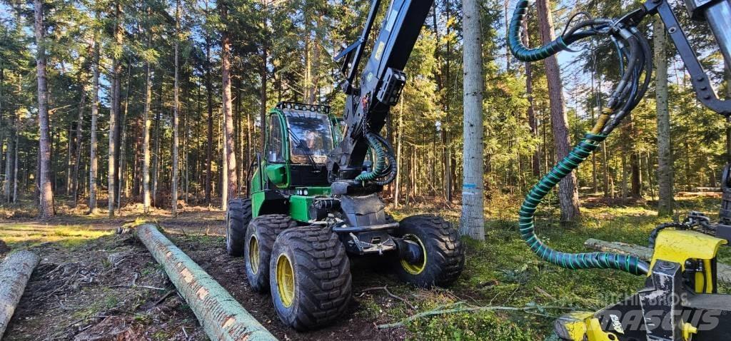 John Deere 1270 G Harvesteri