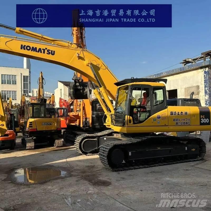 Komatsu PC 300 Kāpurķēžu ekskavatori