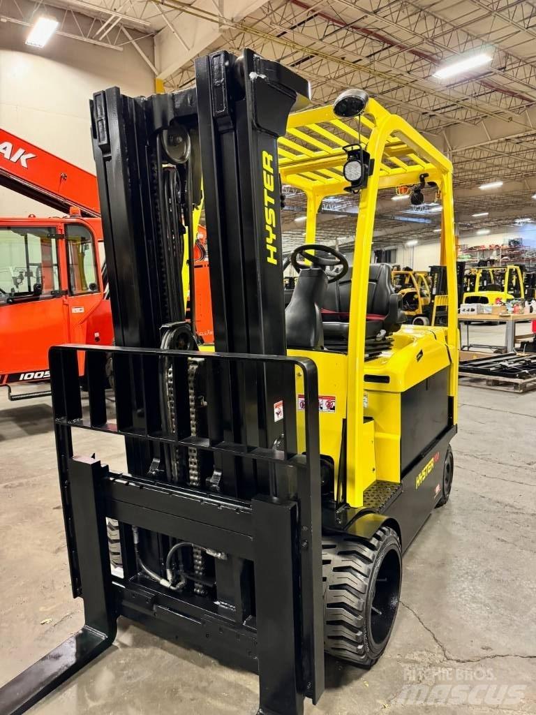 Hyster E100XN Elektriskie iekrāvēji