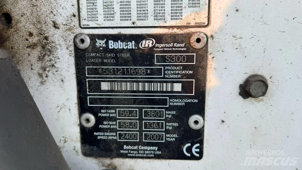 Bobcat S 300 Lietoti riteņu kompaktiekrāvēji