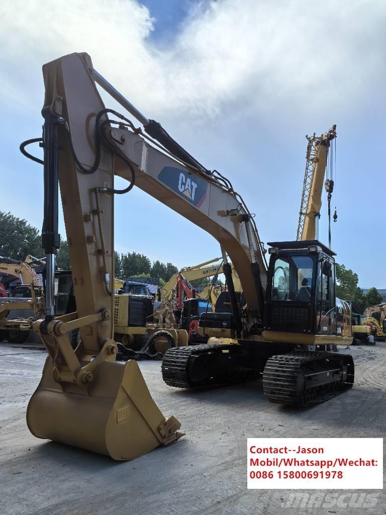 CAT 320D2 Kāpurķēžu ekskavatori