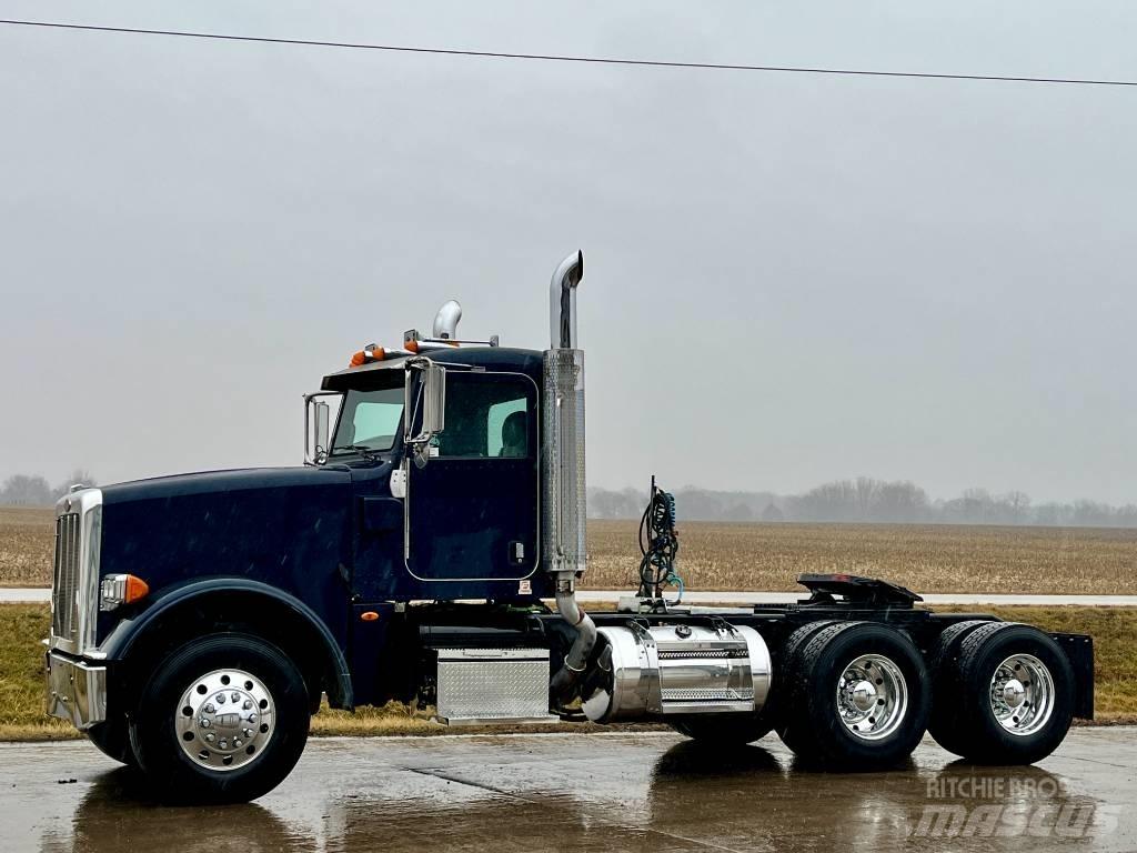 Peterbilt 367 Vilcēji