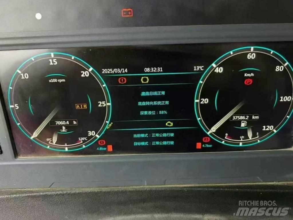 XCMG XCA130L7 Visurgājēji celtņi