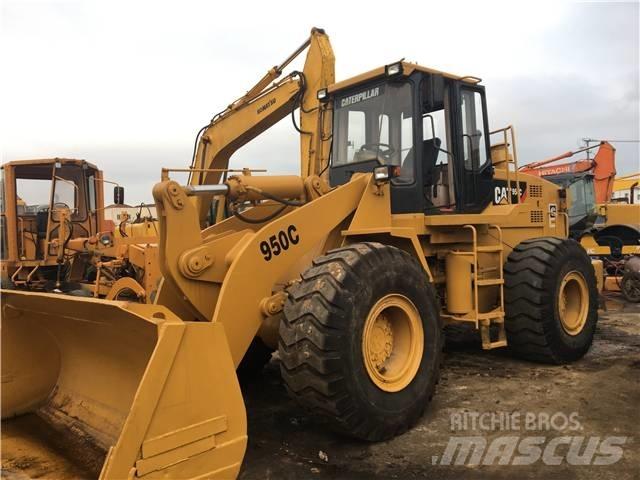 CAT 950C Iekrāvēji uz riteņiem