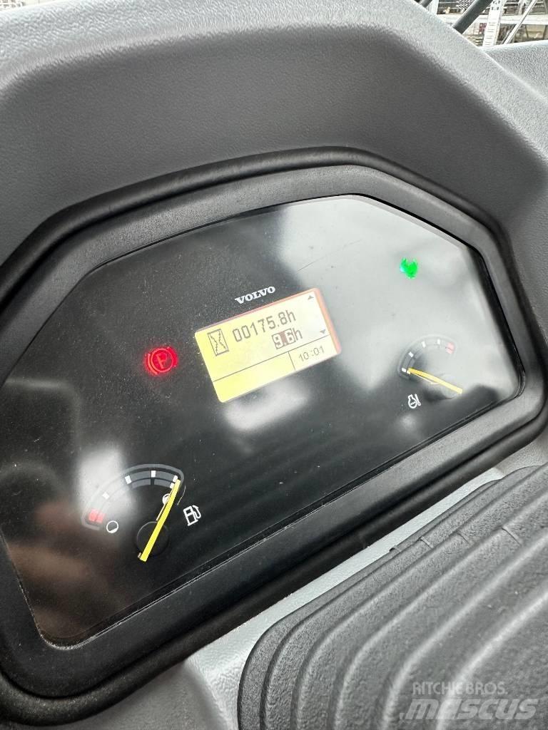 Volvo Radlader L30G Iekrāvēji uz riteņiem