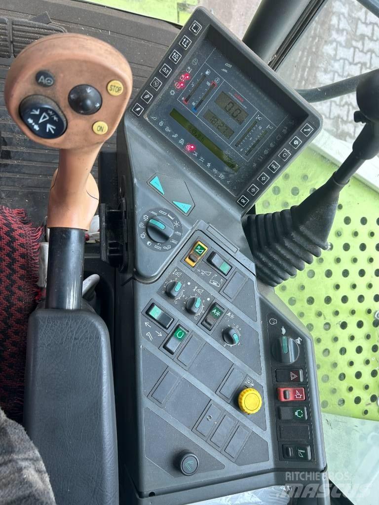 CLAAS Lexion 460 Ražas novākšanas kombaini