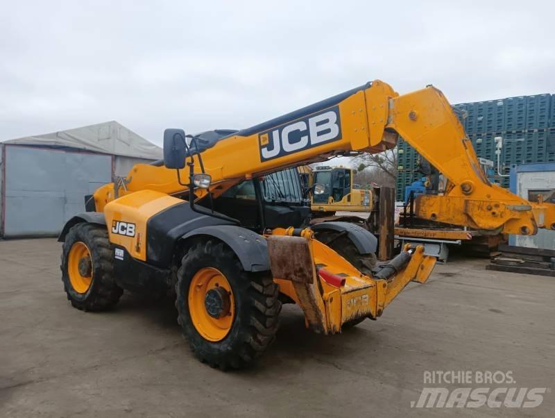 JCB 535-140 Teleskopiskie manipulatori
