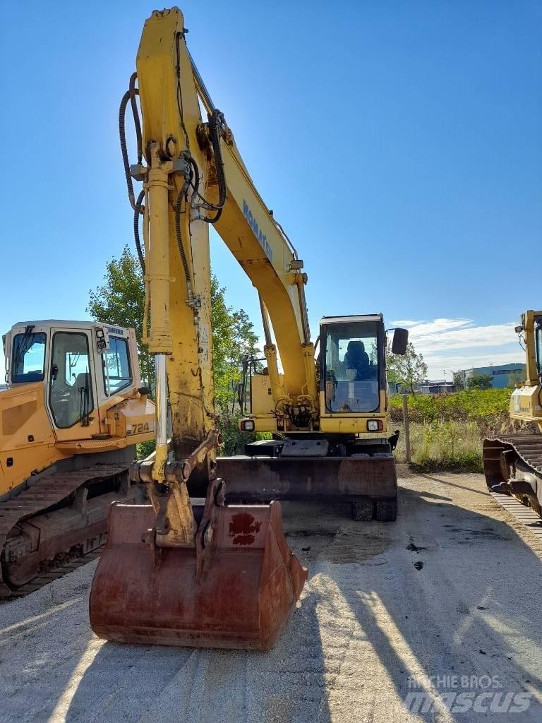 Komatsu PW200-7 Ekskavatori uz riteņiem
