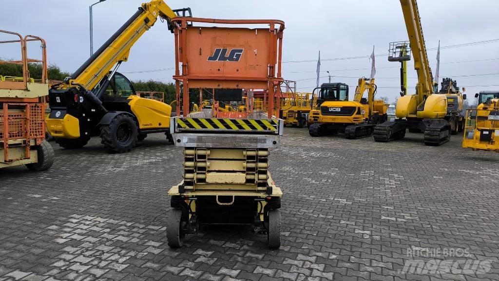 JLG 3246 ES Šķerveida pacēlāji