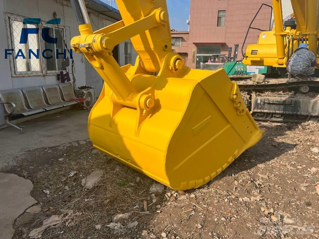 Komatsu PC 450-8 Kāpurķēžu ekskavatori