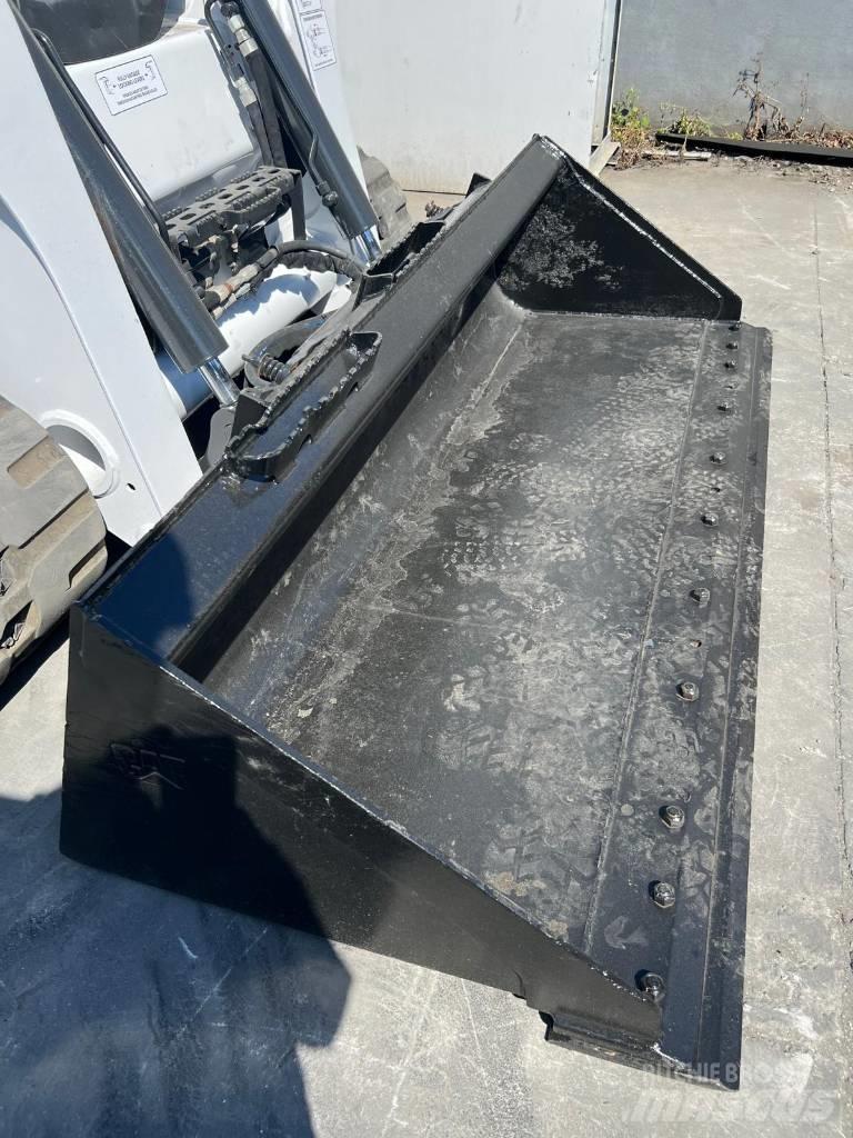 Bobcat T 740 Lietoti riteņu kompaktiekrāvēji