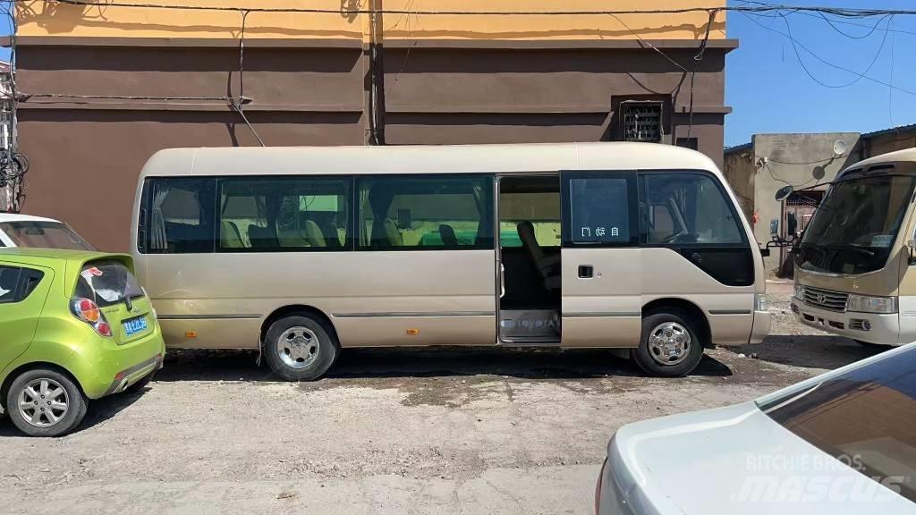 Toyota Coaster Starppilsētu autobusi
