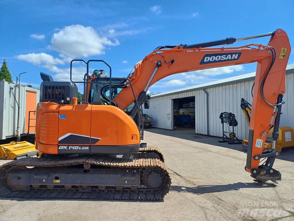 Doosan DX140LC-7K Kāpurķēžu ekskavatori