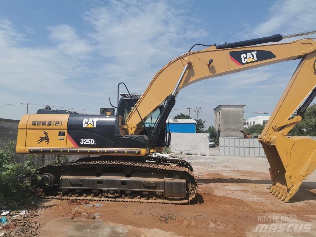 CAT 325DL Kāpurķēžu ekskavatori
