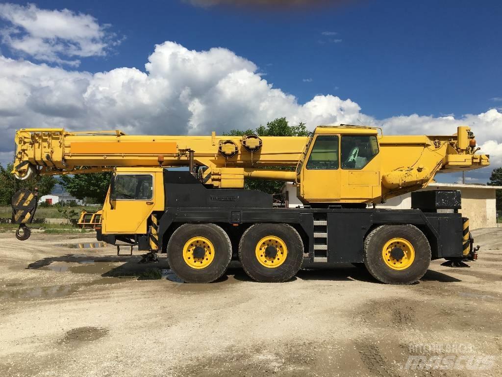 Liebherr LTM 1050 Visurgājēji celtņi