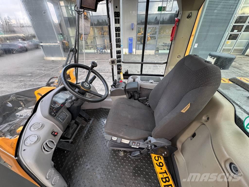 Volvo L 90 H Iekrāvēji uz riteņiem