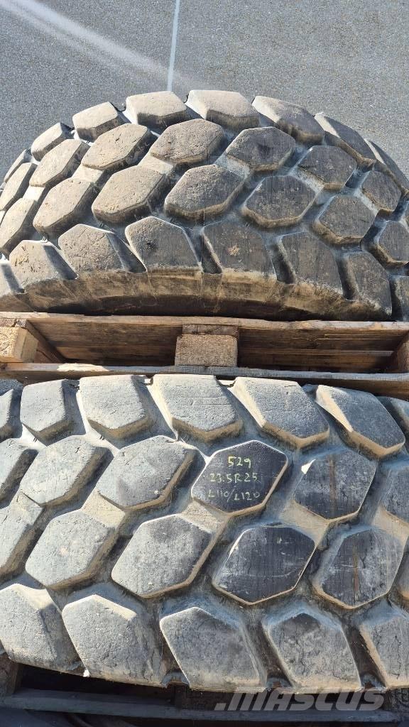 Bridgestone 23.5R25 Riepas, riteņi un diski