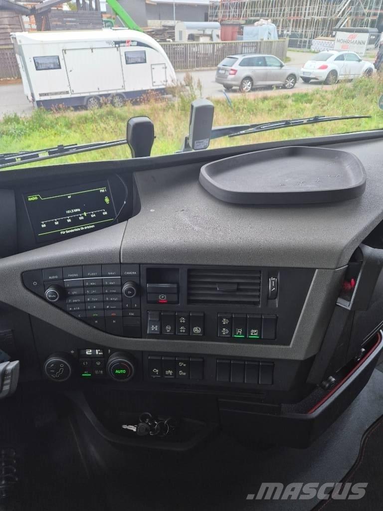 Volvo FH 460 6x4 Kokvedēji