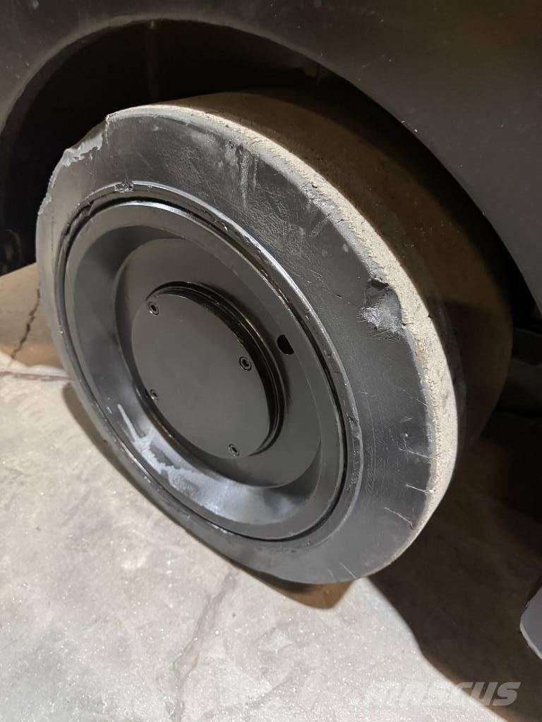 Hoist FKS 15 Autokrāvēji - citi