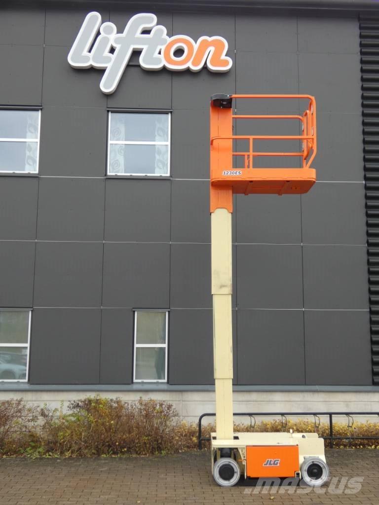 JLG 1230 ES Vertikālie pacēlāji