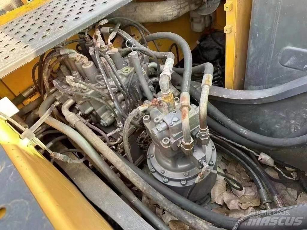 Volvo EC 220 D Kāpurķēžu ekskavatori