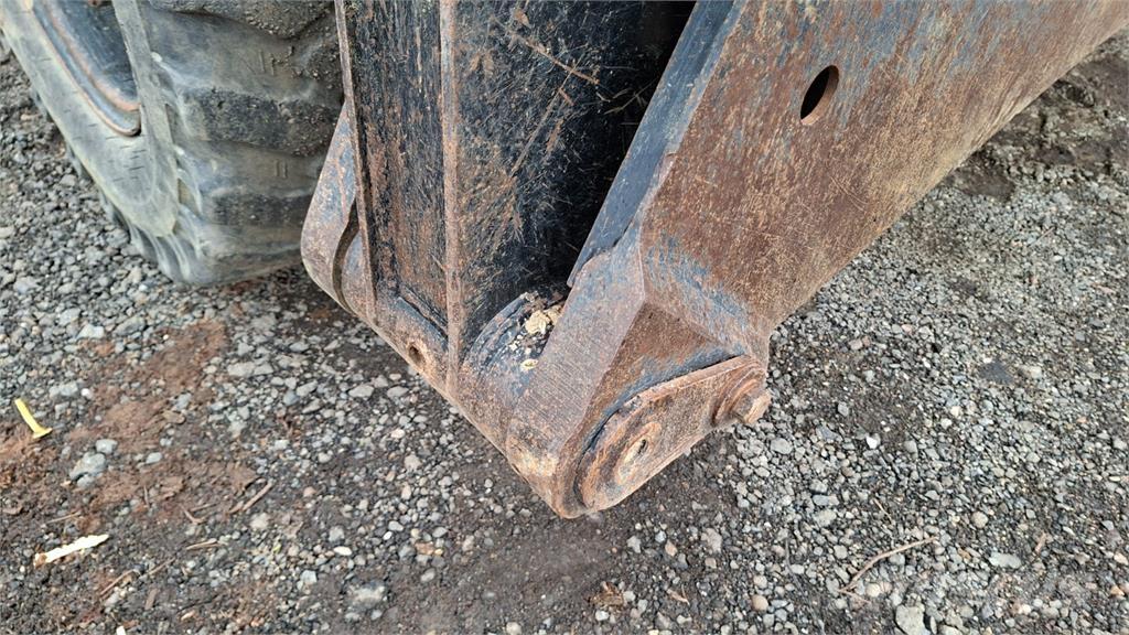 CAT M313D 4X4 Būvniecība- Citi